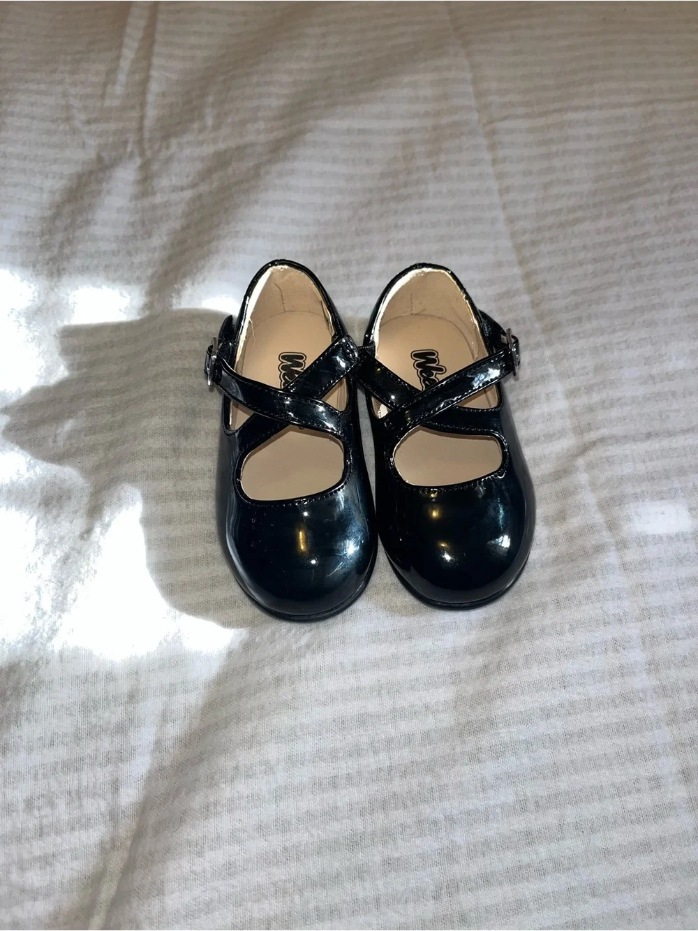 Girls Black Patent Mary Jane Dress Shoes with Adjustable Strap